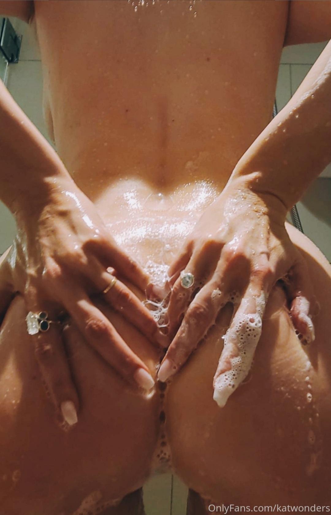 kat wonders nude shower onlyfans set leaked WPZDOK