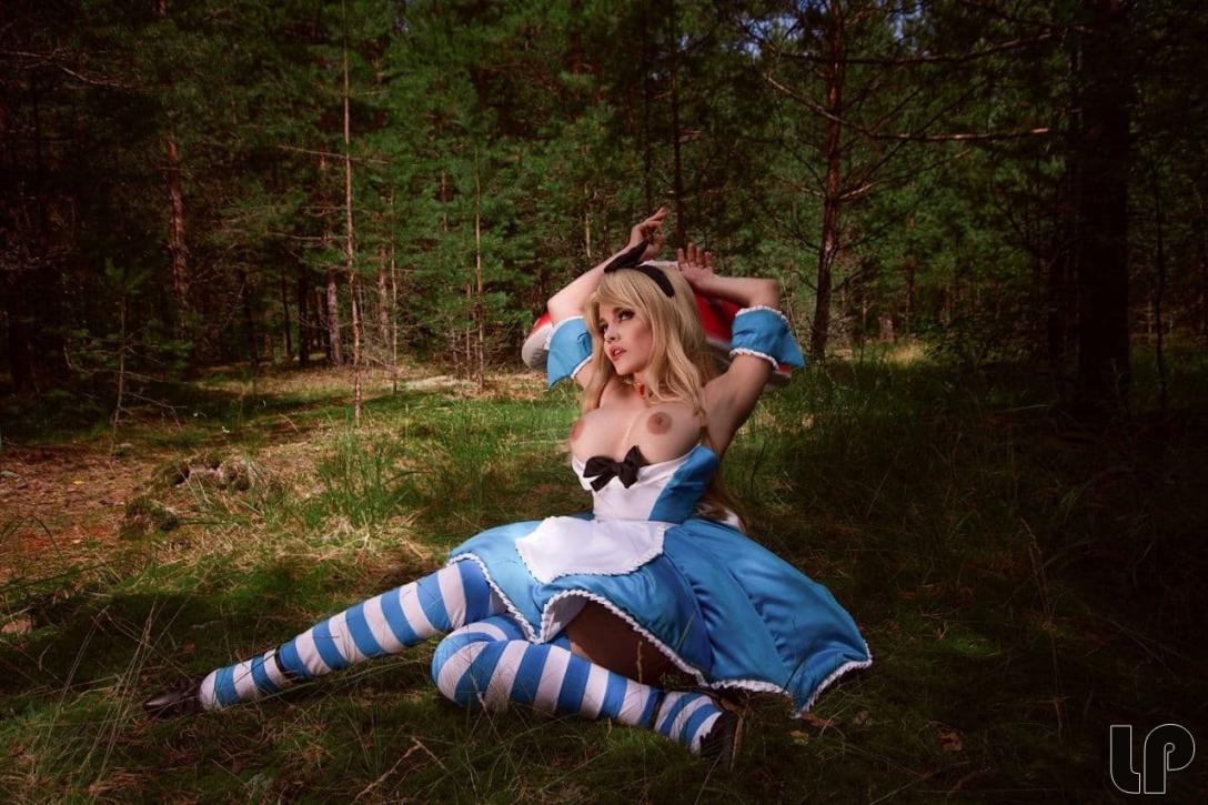 kalinka fox alice in wonderland cosplay video leaked XHJFUB